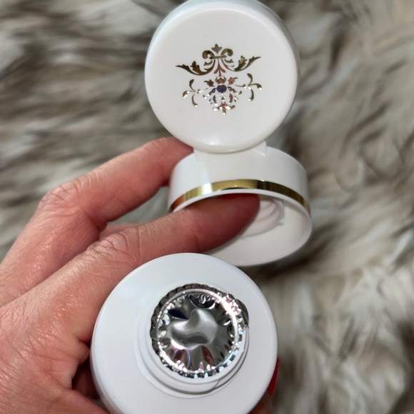 Philip B Lovin’ Leave-In Conditioner 6 fl oz/ 178 ml SEALED/NEW - Picture 3 of 5